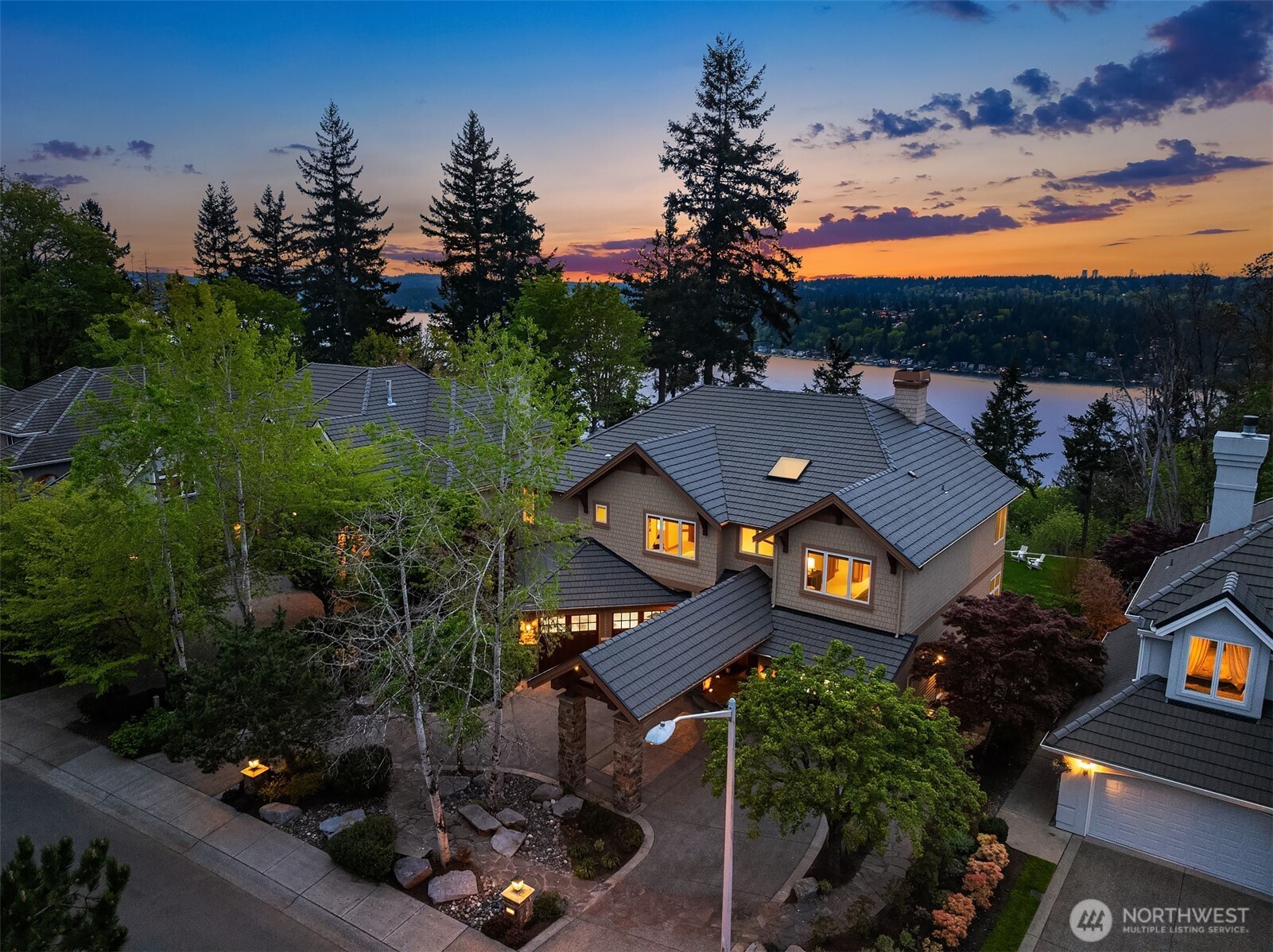 2457 204th Terrace NE, Sammamish, WA 98074