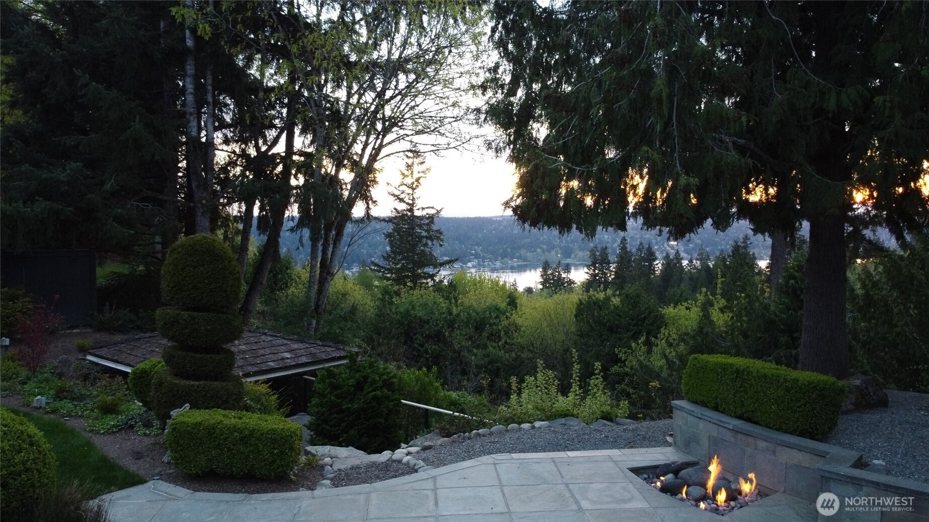 20230 NE 38th Court , Sammamish, WA 98074