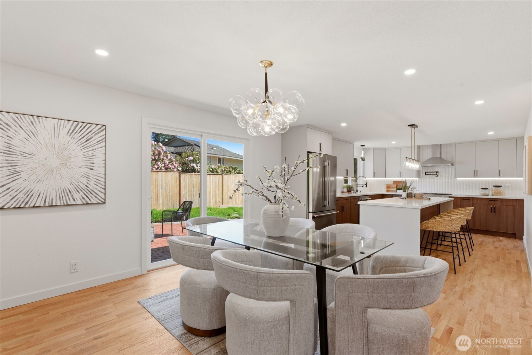 16432 NE 18th Street , Bellevue, WA 98008