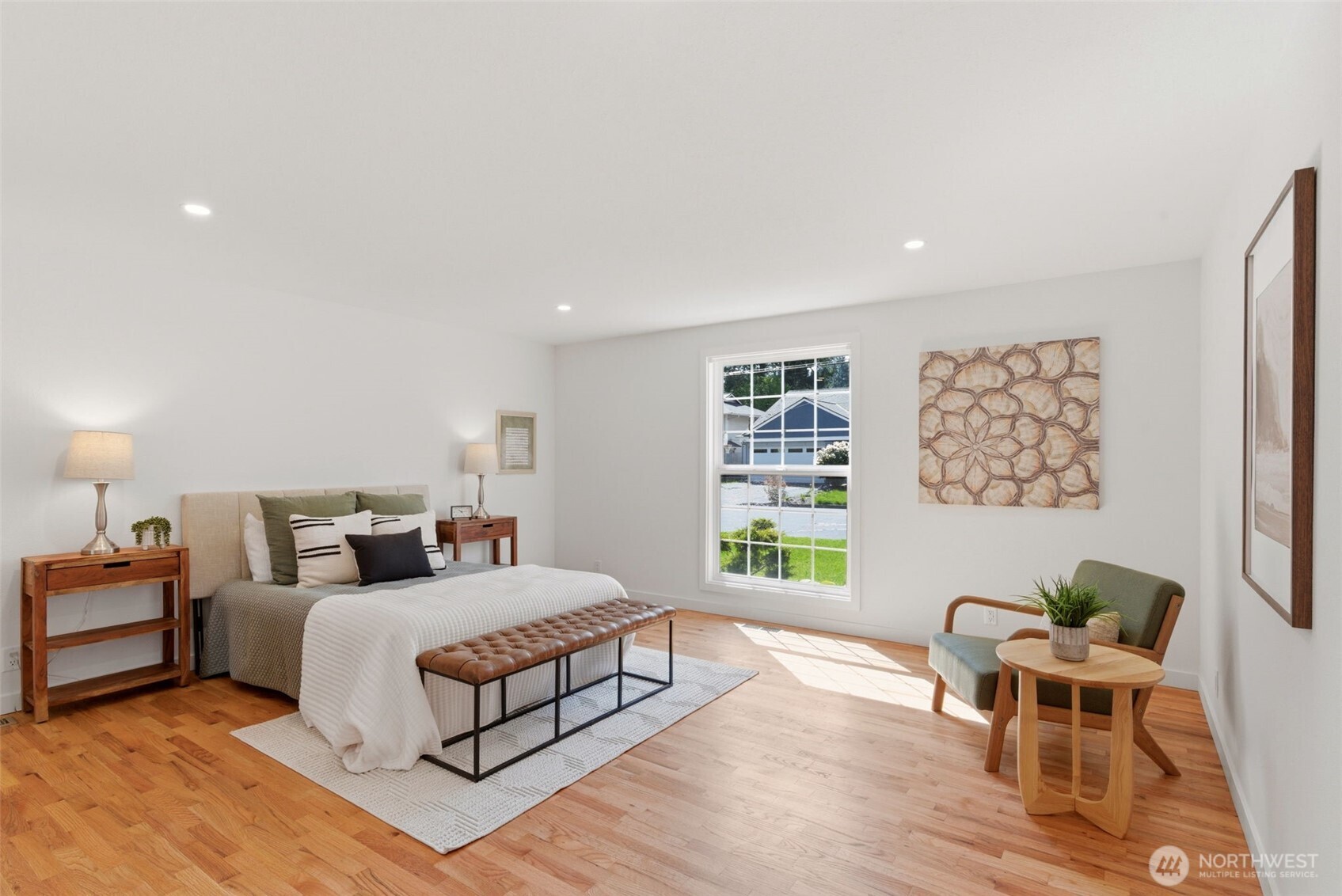 16432 NE 18th Street , Bellevue, WA 98008