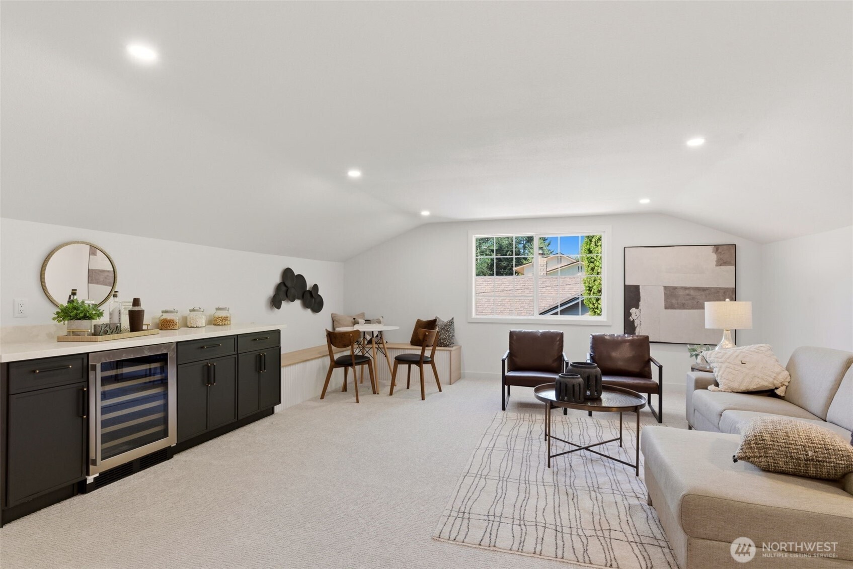 16432 NE 18th Street , Bellevue, WA 98008