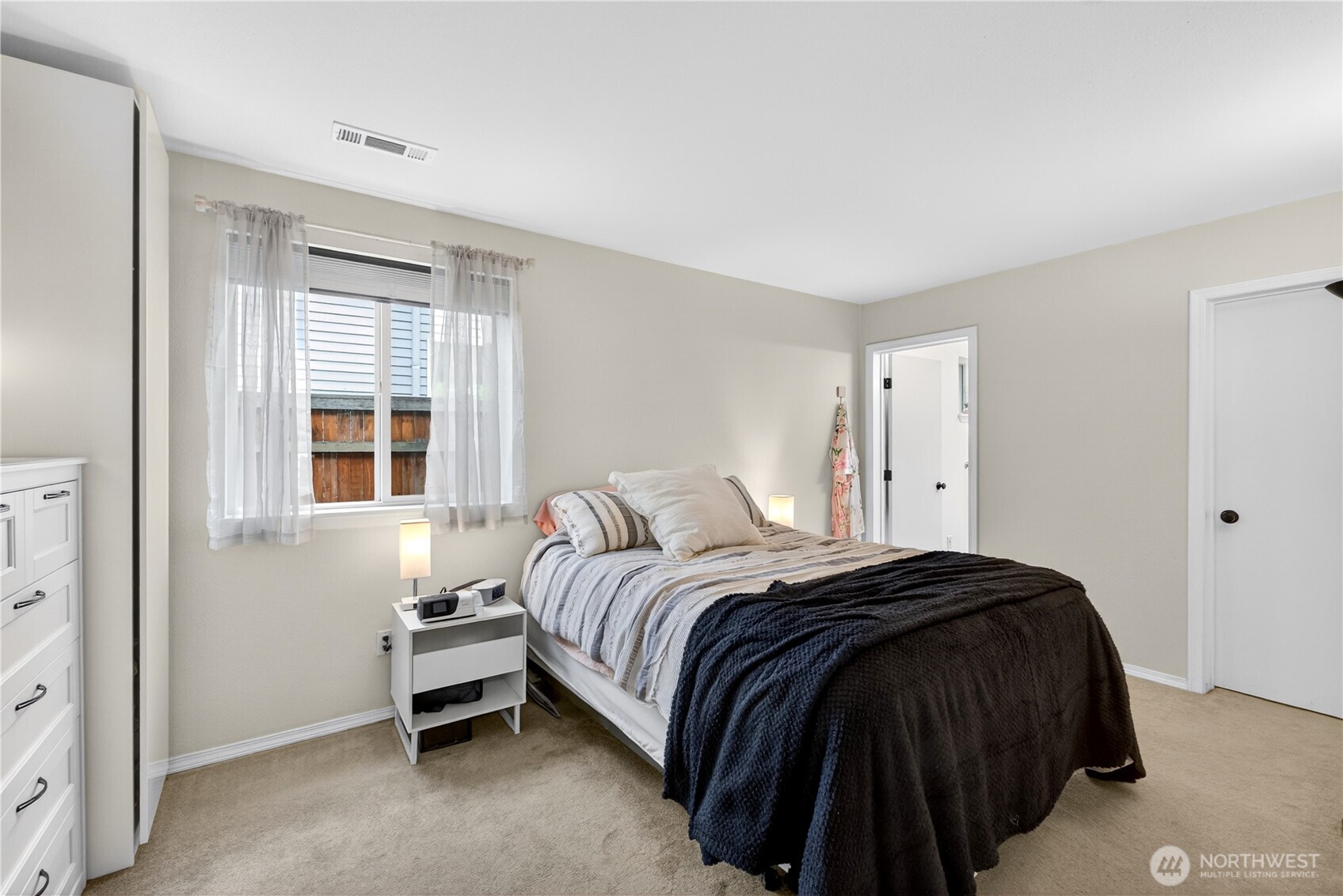 16616 133rd Place SE, Renton, WA 98058
