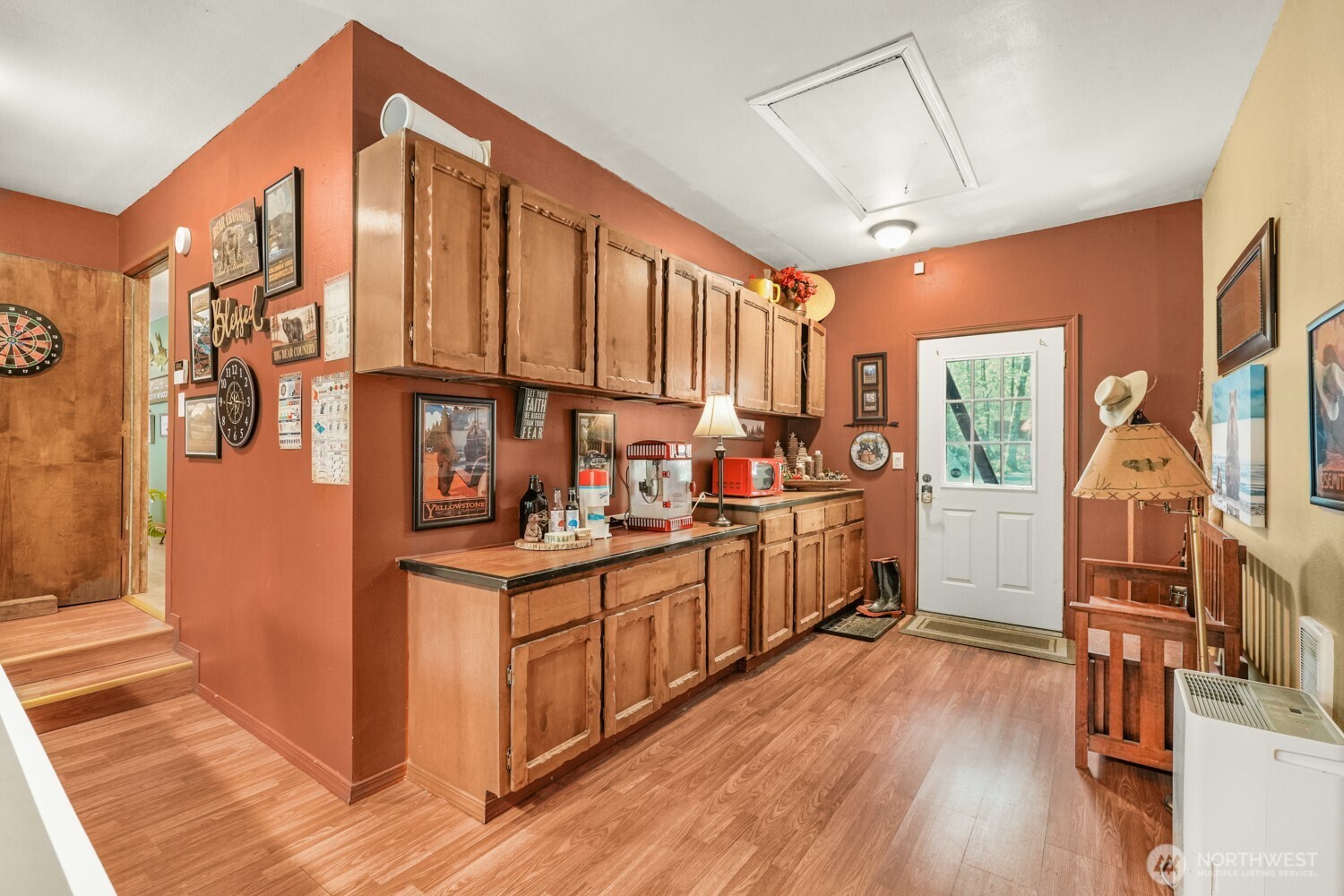 17361 Washougal River Road , Washougal, WA 98671