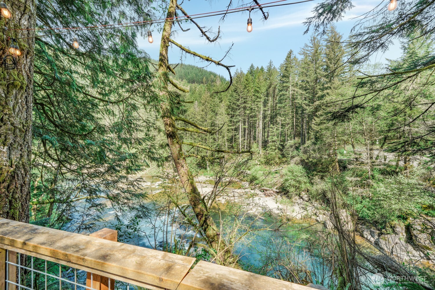 17361 Washougal River Road , Washougal, WA 98671