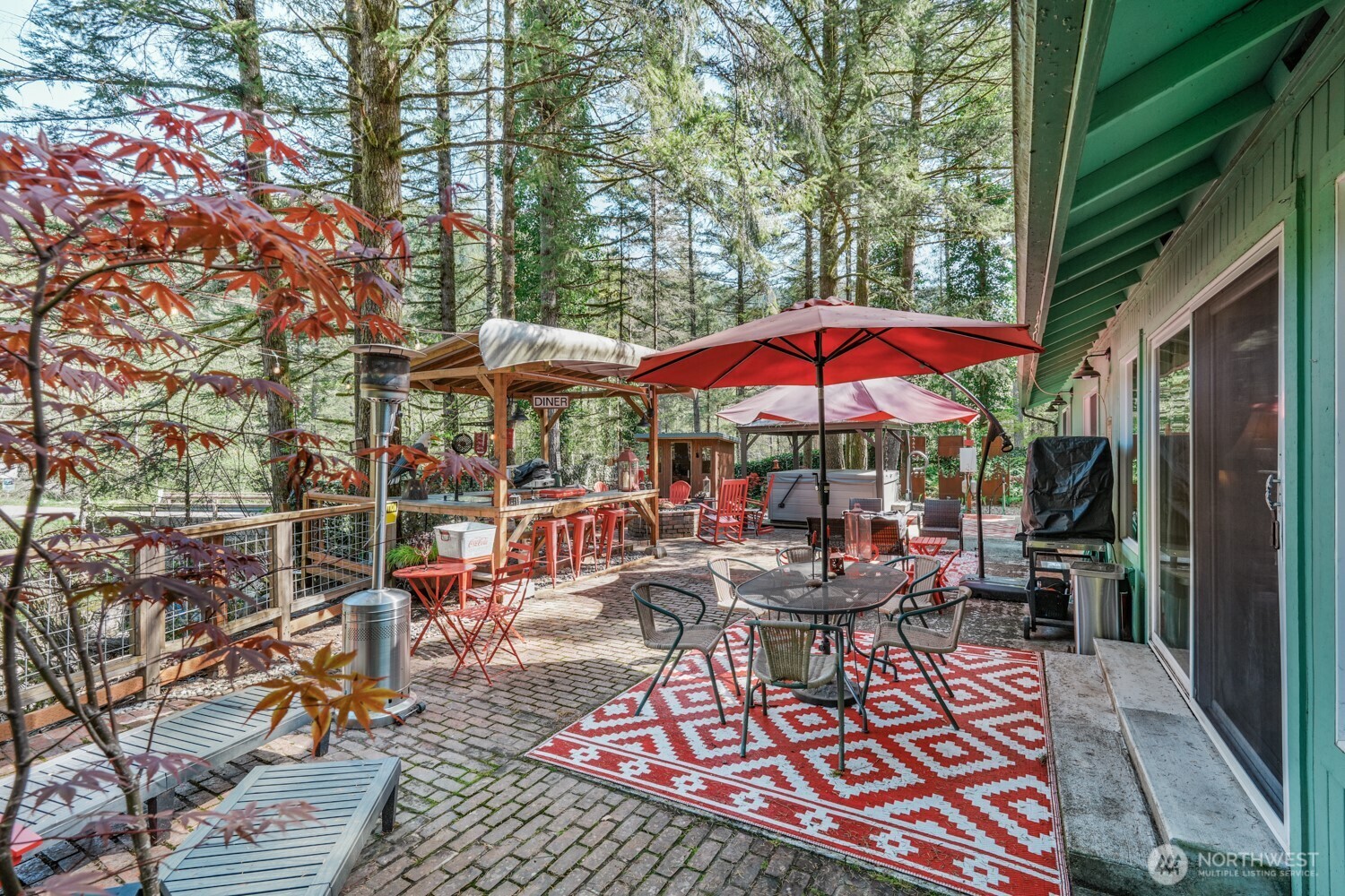 17361 Washougal River Road , Washougal, WA 98671