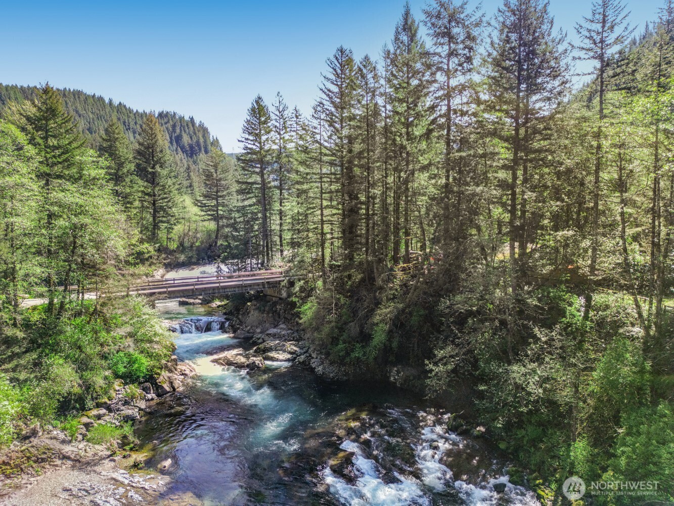 17361 Washougal River Road , Washougal, WA 98671