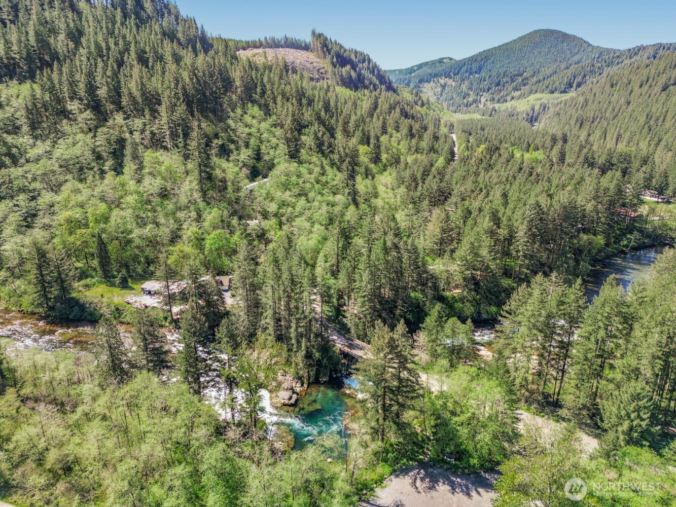 17361 Washougal River Road , Washougal, WA 98671