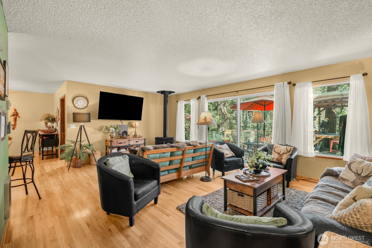 17361 Washougal River Road , Washougal, WA 98671
