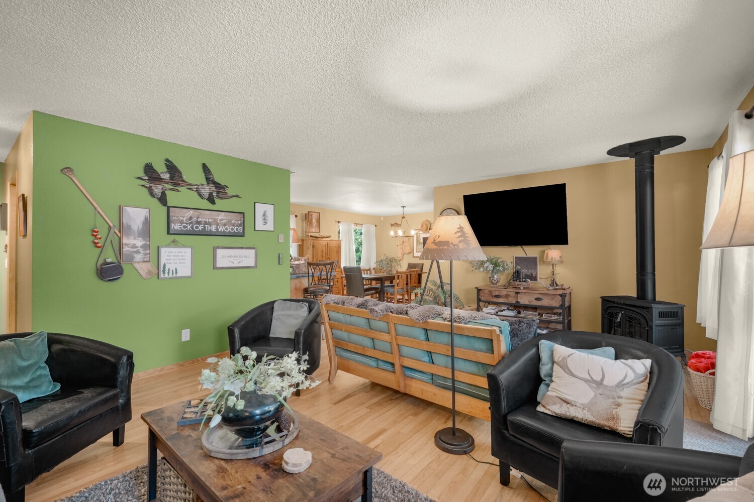 17361 Washougal River Road , Washougal, WA 98671