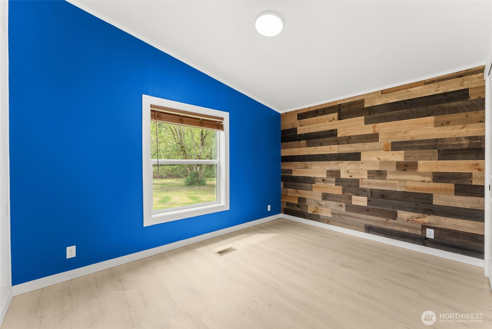 11215 180th Lane SW, Rochester, WA 98584-1126