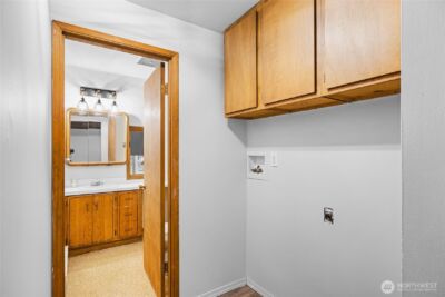 17118 Riverview Way E, Enumclaw, WA 98022 - Photo 23