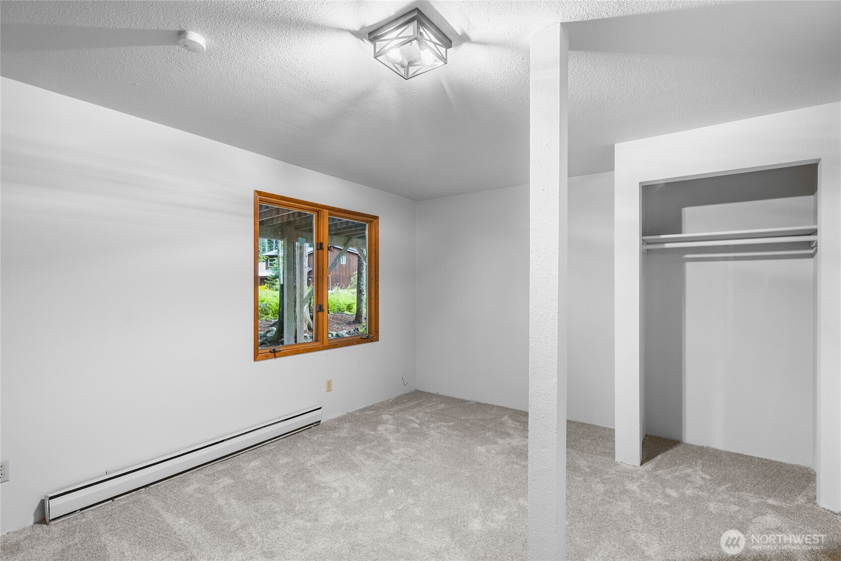 17118 Riverview Way E, Enumclaw, WA 98022