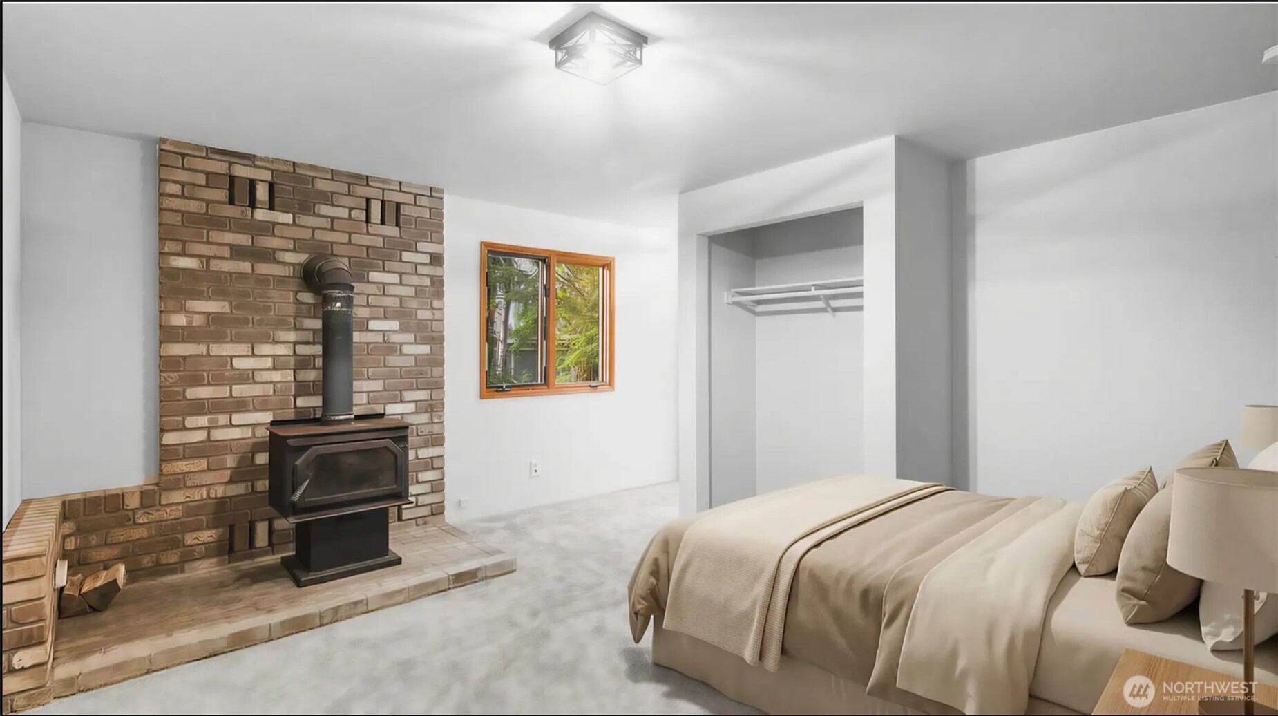 17118 Riverview Way E, Enumclaw, WA 98022