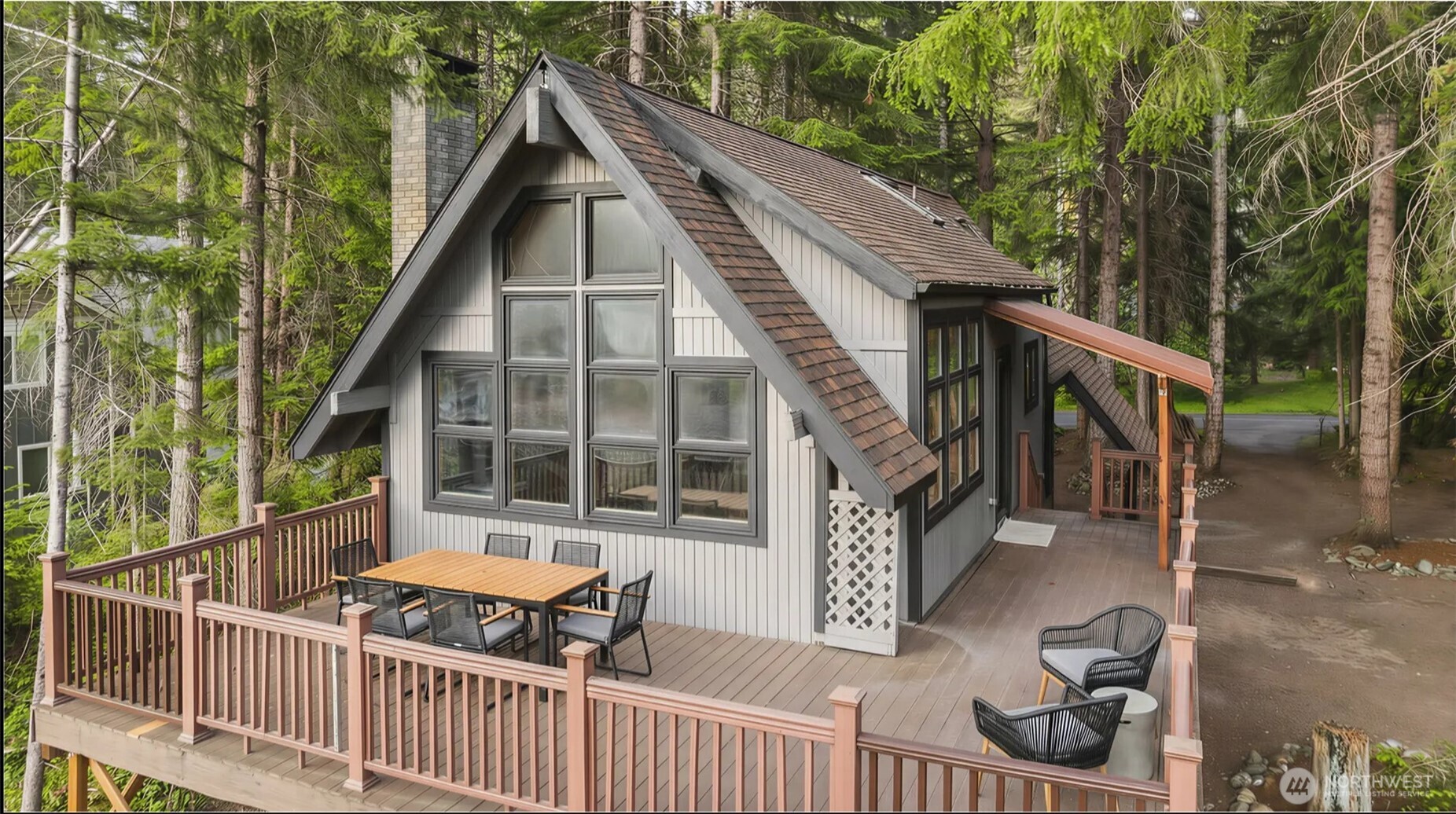 17118 Riverview Way E, Enumclaw, WA 98022