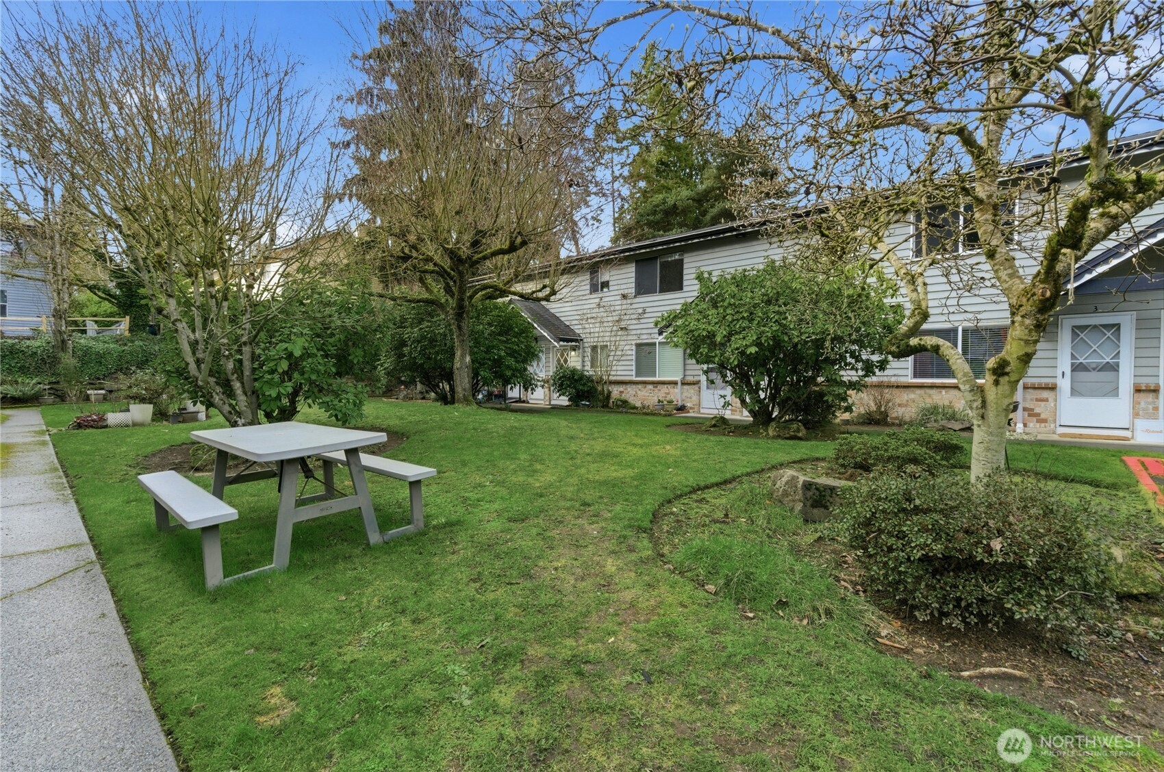 7909 218th Street SW #6, Edmonds, WA 98026