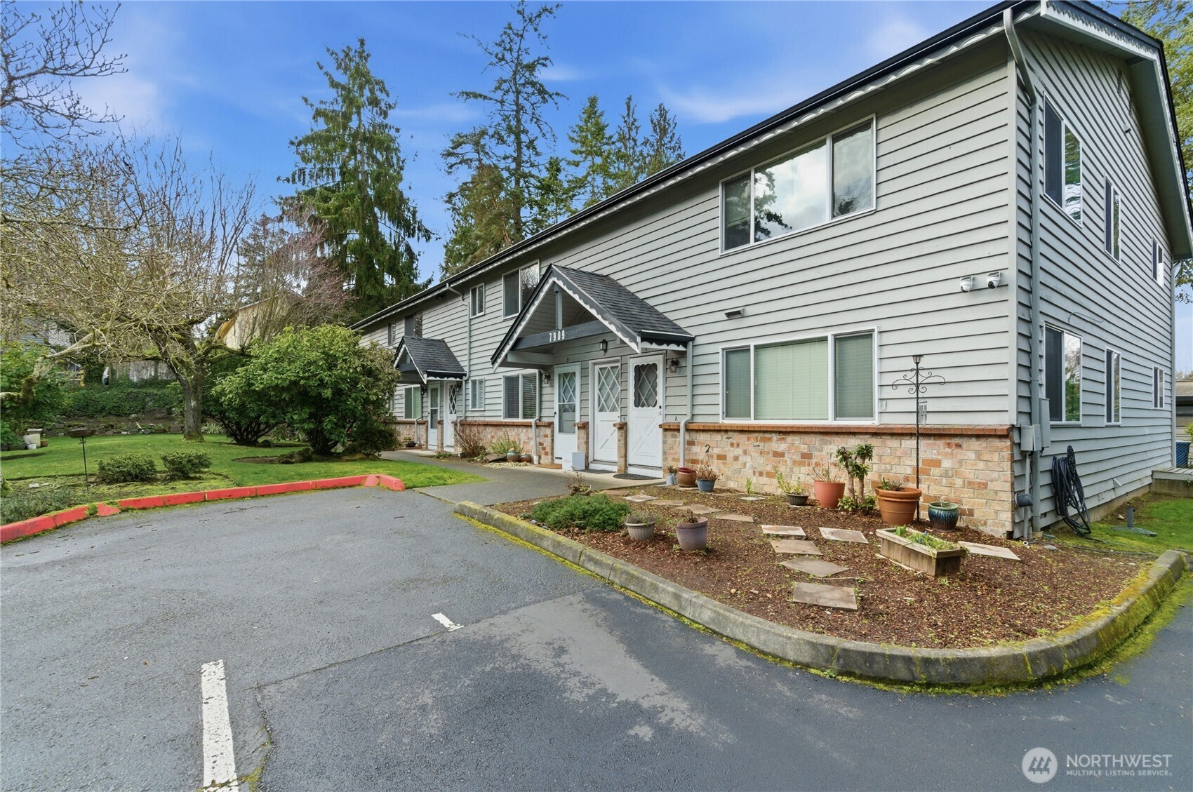 7909 218th Street SW #6, Edmonds, WA 98026