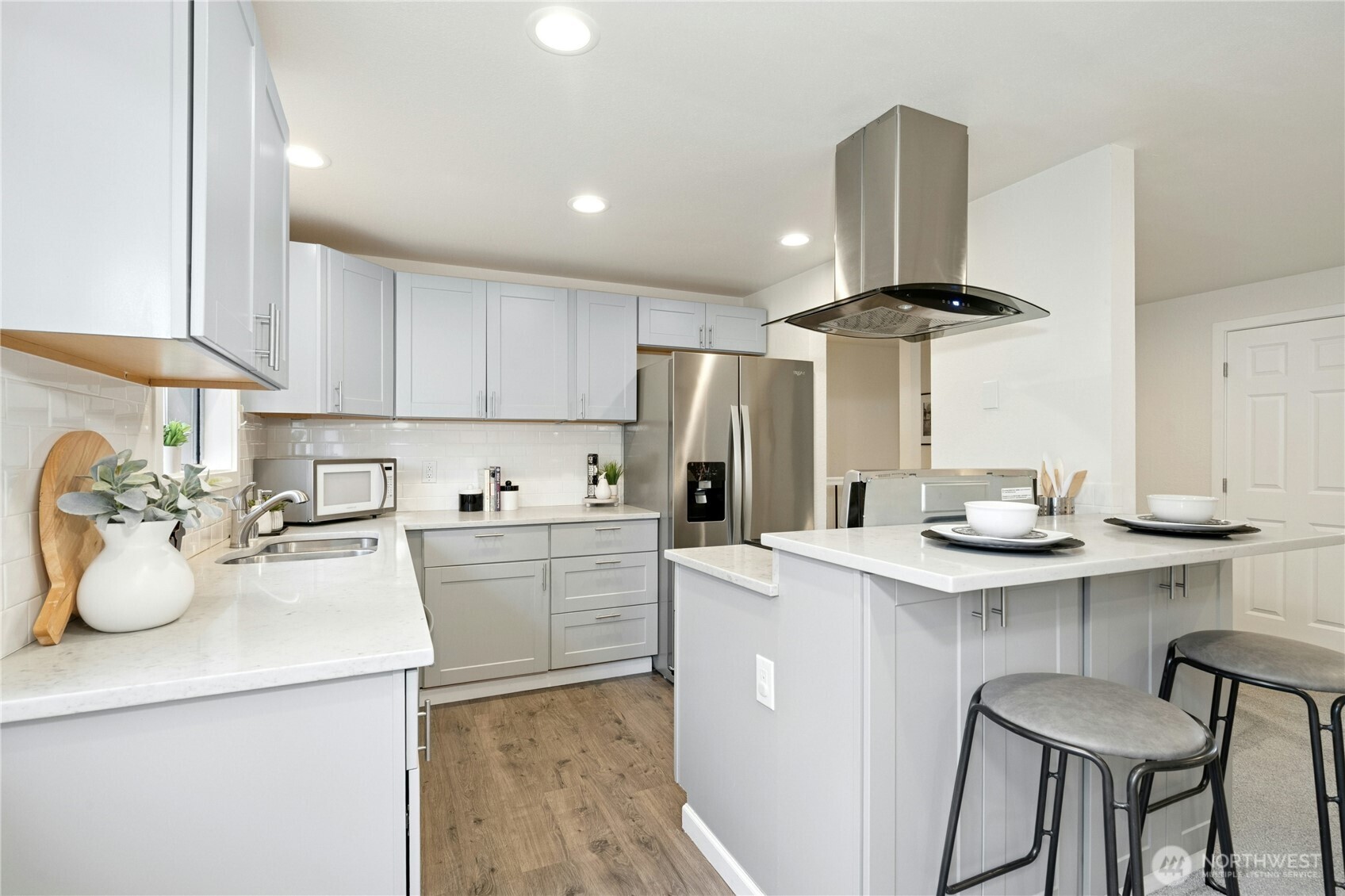 7909 218th Street SW #6, Edmonds, WA 98026