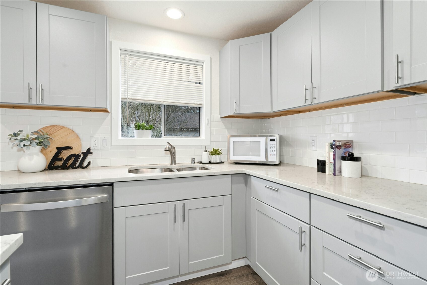 7909 218th Street SW #6, Edmonds, WA 98026