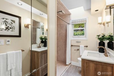 2514 Lake Park Drive S, Seattle, WA 98144-5609 - Photo 17