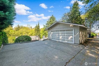 2514 Lake Park Drive S, Seattle, WA 98144-5609 - Photo 36