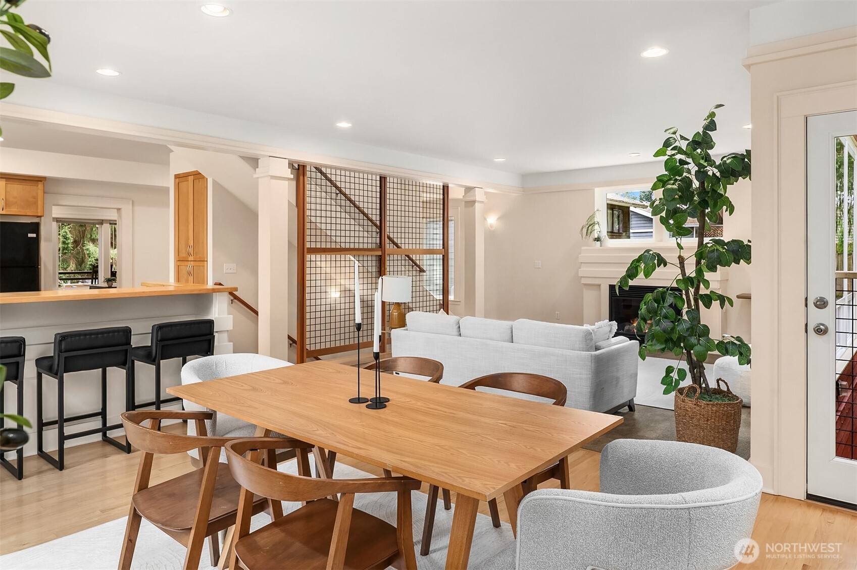 1025 NE 130th Street , Seattle, WA 98125
