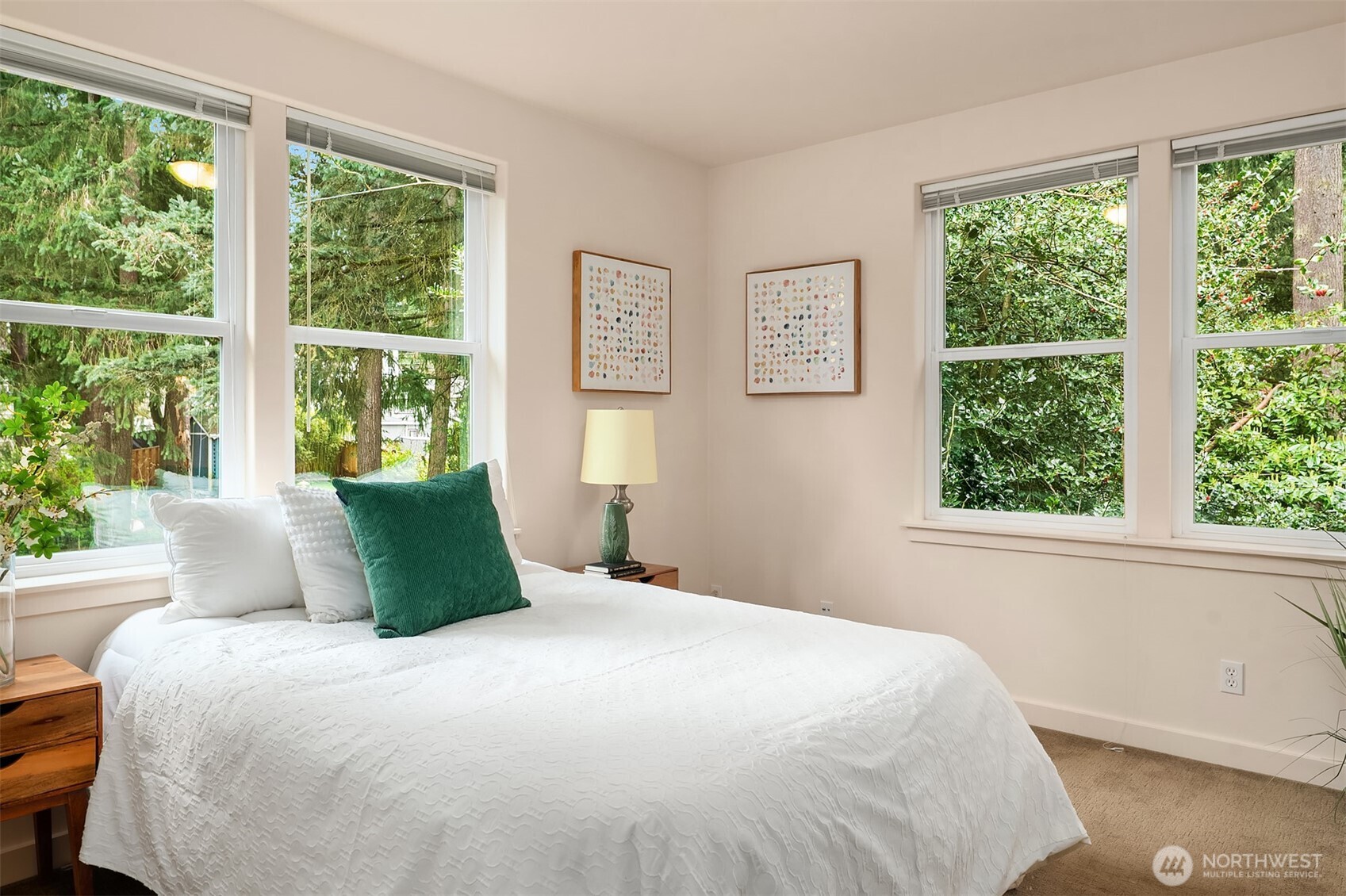 1025 NE 130th Street , Seattle, WA 98125