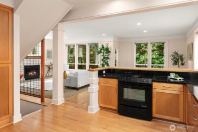 1025 NE 130th Street , Seattle, WA 98125 - Photo 10