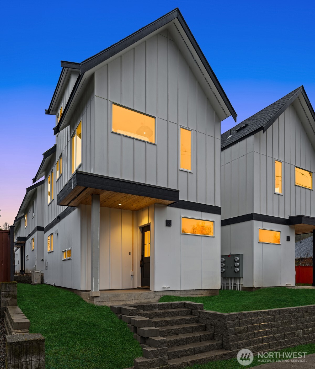 503 S Henderson Street , Seattle, WA 98108