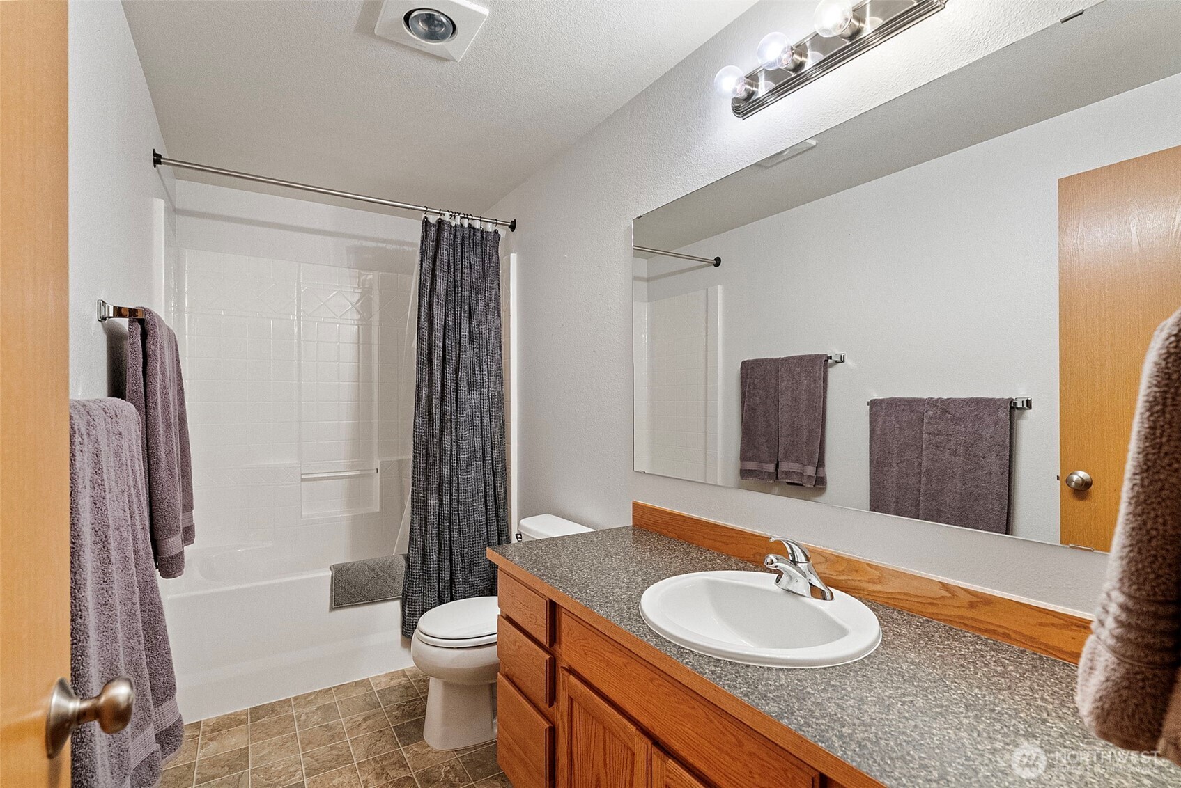 1704 197th Avenue SW, Lakebay, WA 98349-8111