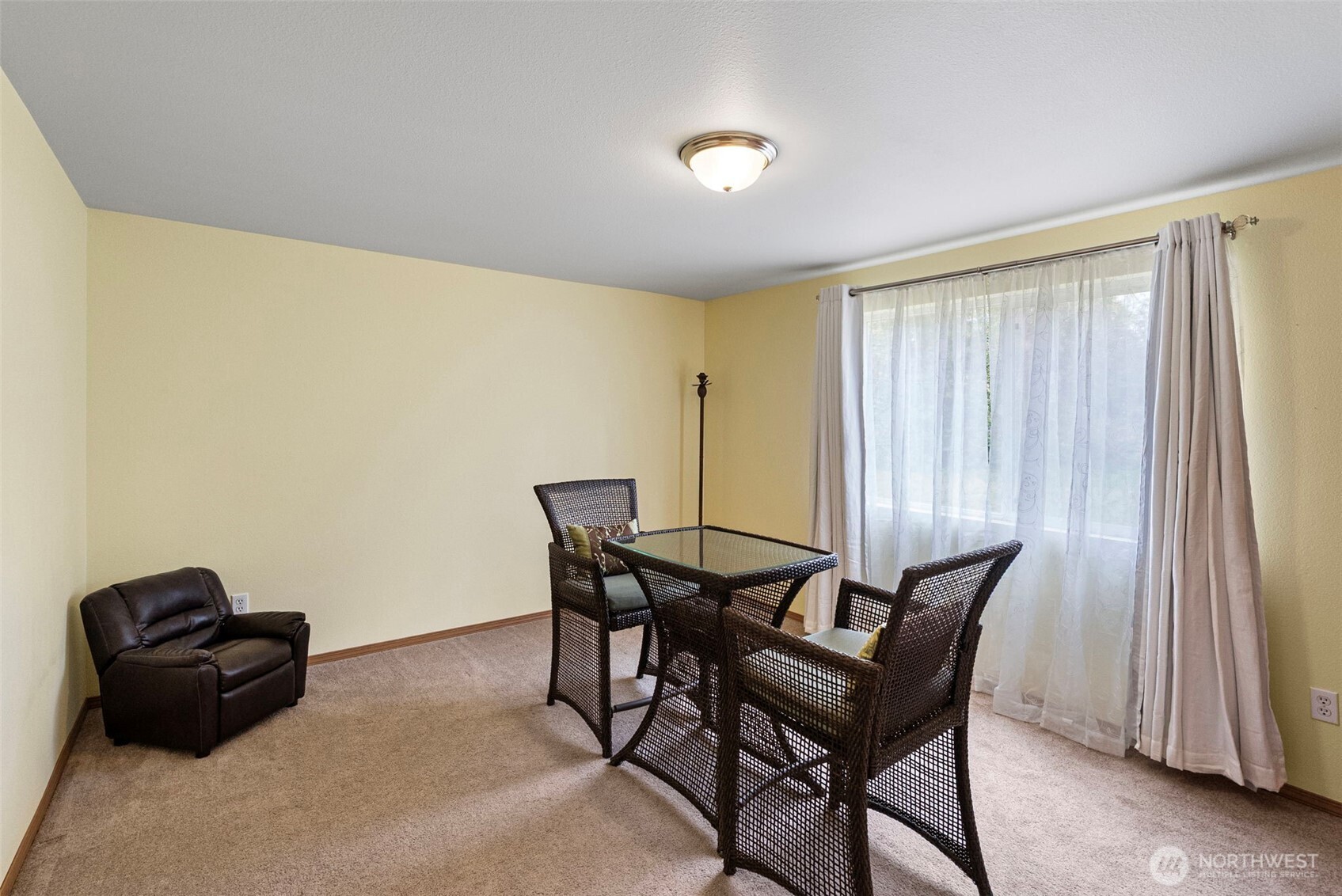 1704 197th Avenue SW, Lakebay, WA 98349-8111