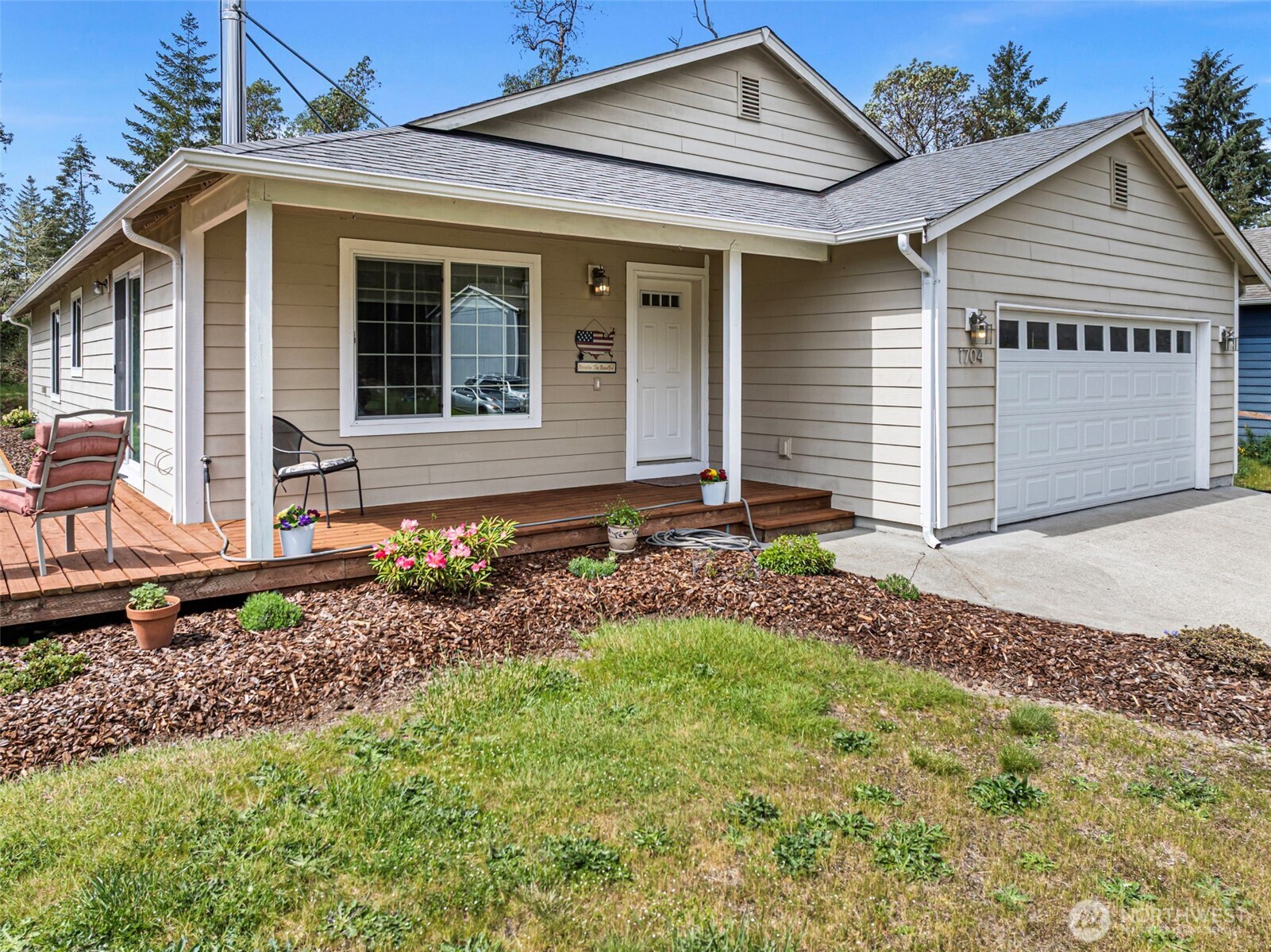 1704 197th Avenue SW, Lakebay, WA 98349-8111