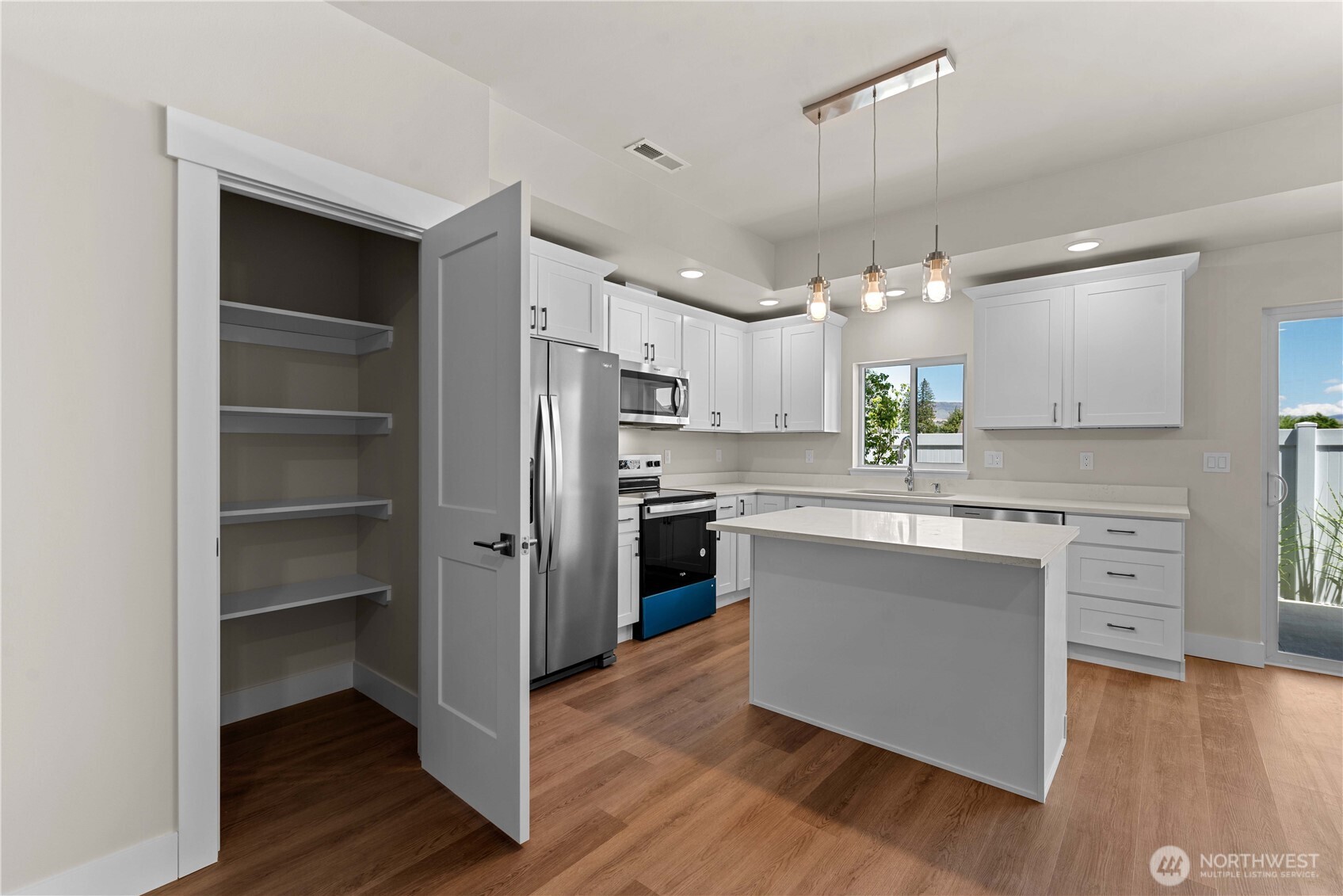 1030 Finch Lane #D2, Wenatchee, WA 98801
