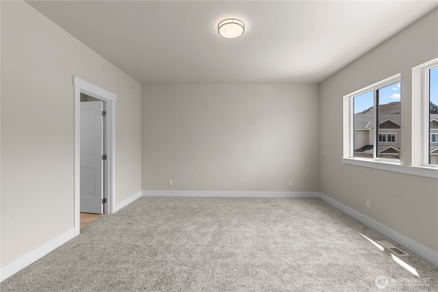 1030 Finch Lane #D2, Wenatchee, WA 98801