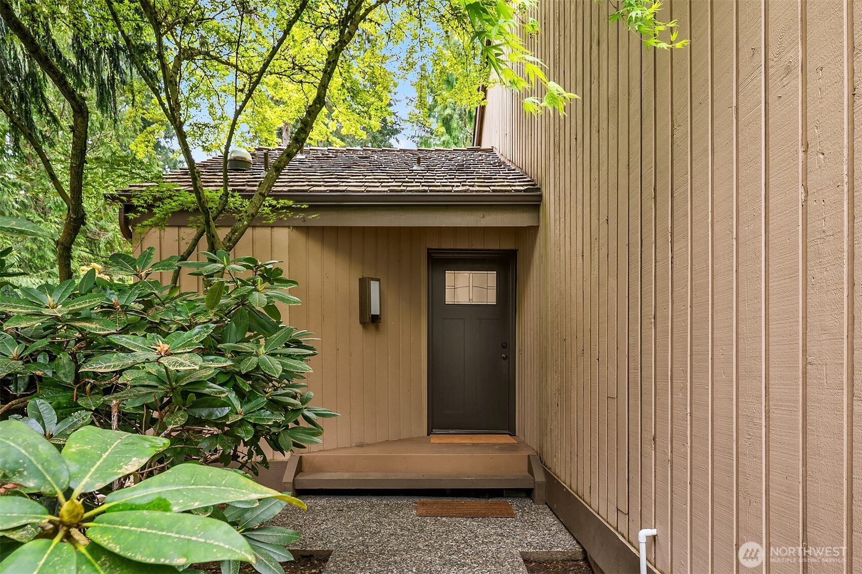 20819 NE 25th Street , Sammamish, WA 98074-6350