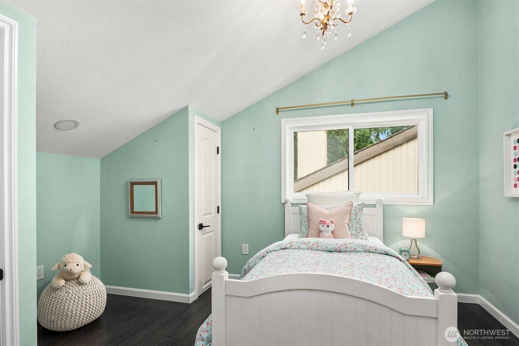 20819 NE 25th Street , Sammamish, WA 98074-6350
