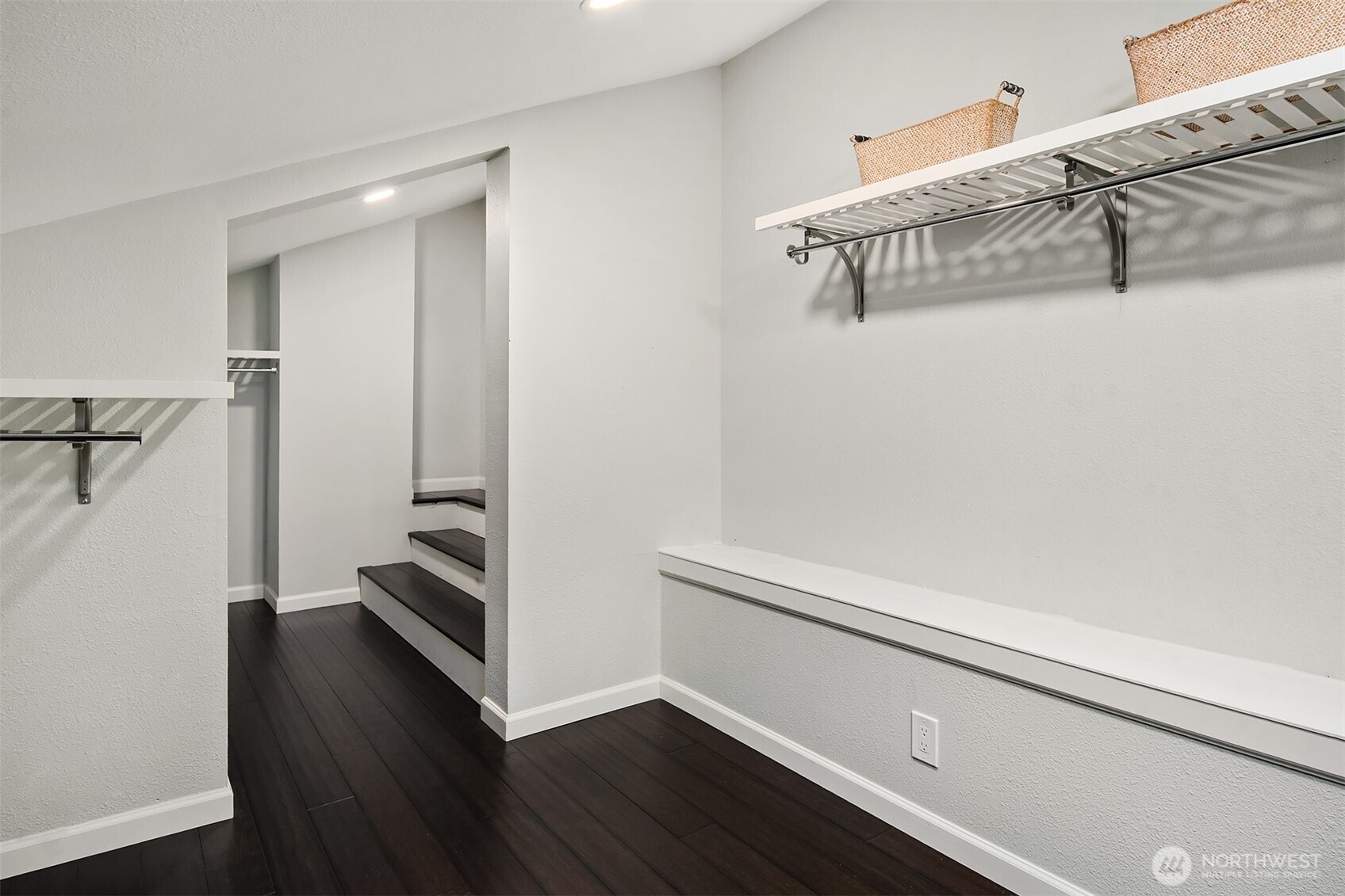 20819 NE 25th Street , Sammamish, WA 98074-6350