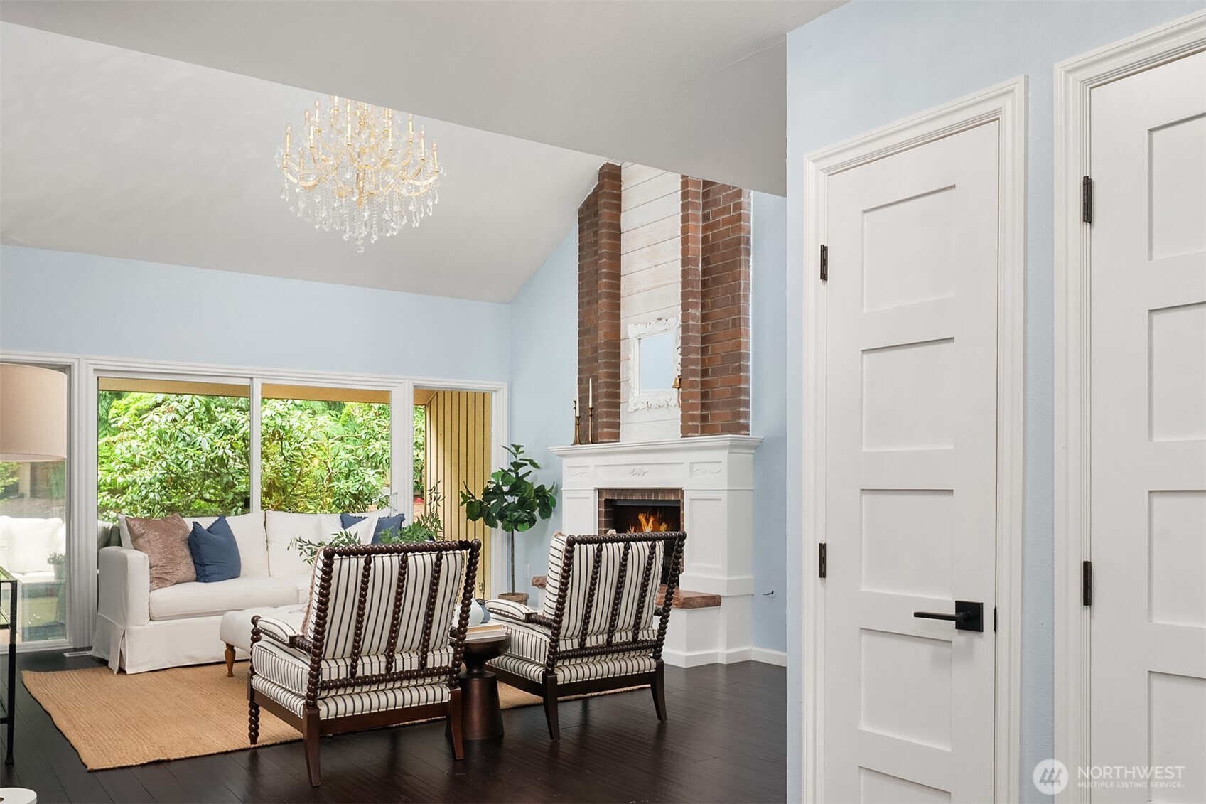 20819 NE 25th Street , Sammamish, WA 98074-6350