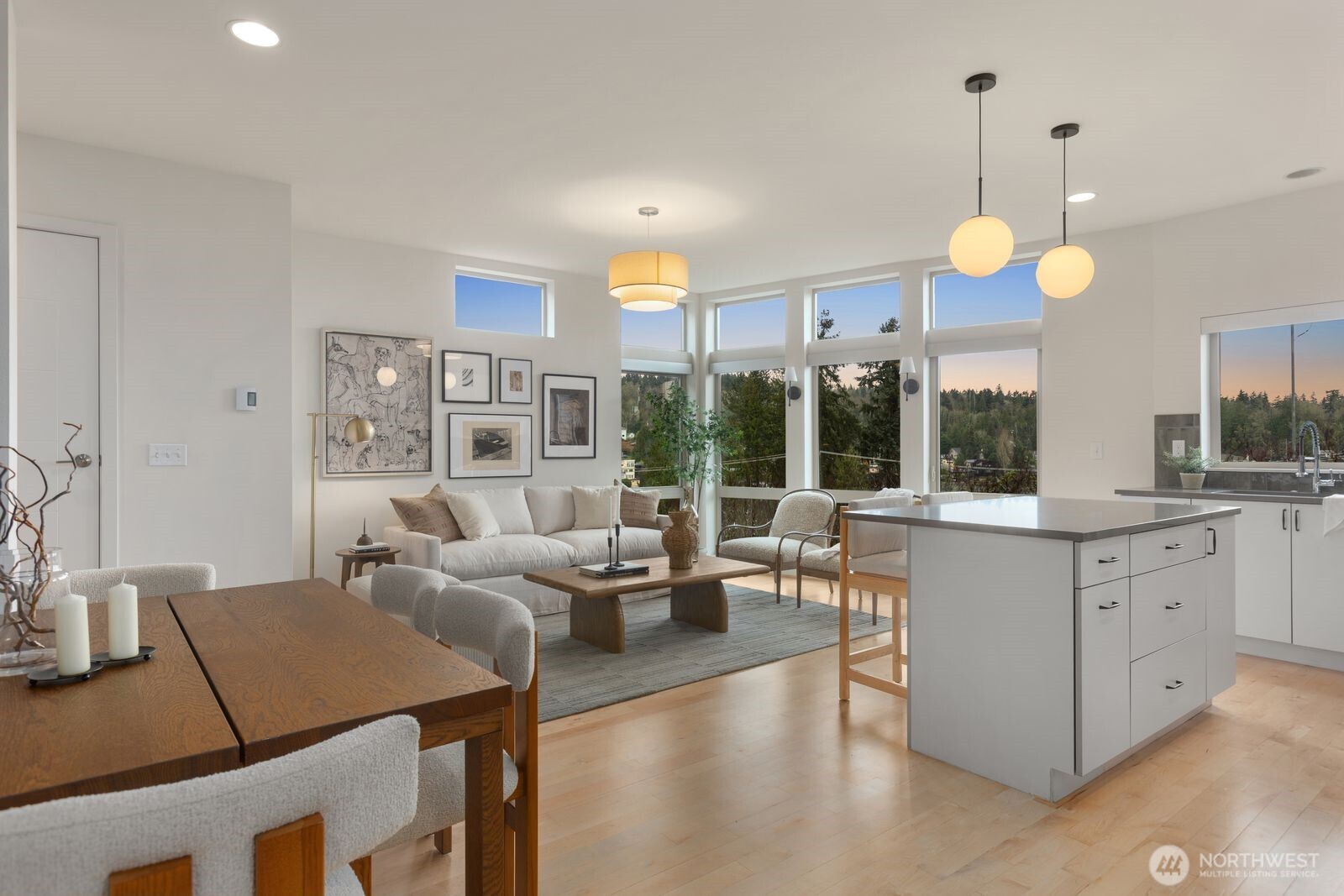 3426 NW Market Street , Seattle, WA 98107