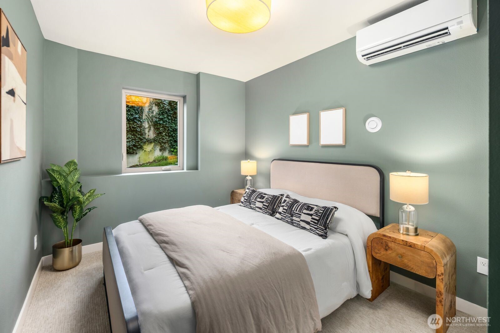 3426 NW Market Street , Seattle, WA 98107