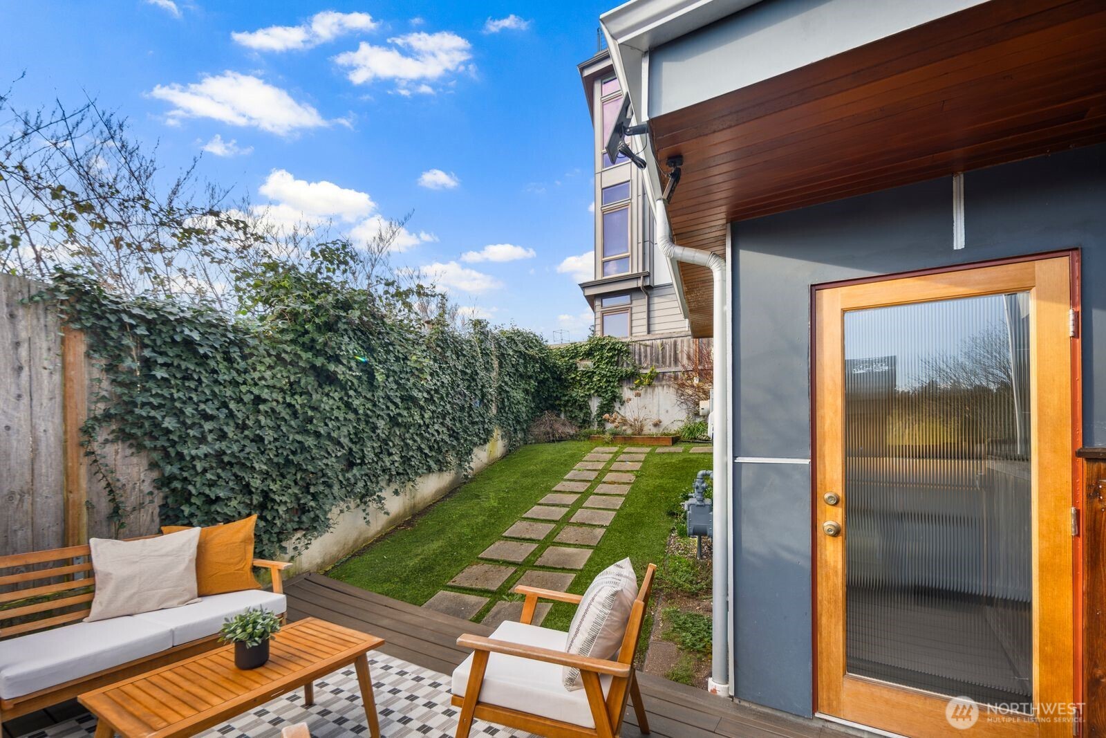 3426 NW Market Street , Seattle, WA 98107