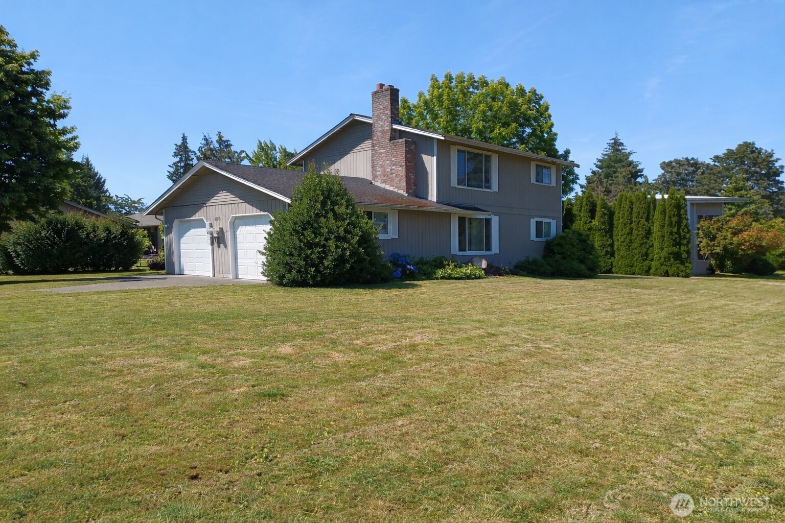2010 Sandalwood Street , Mount Vernon, WA 98273