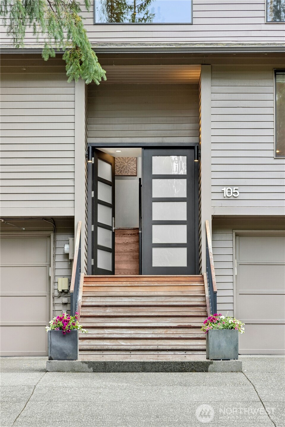 105 Big Bear Place NW, Issaquah, WA 98027