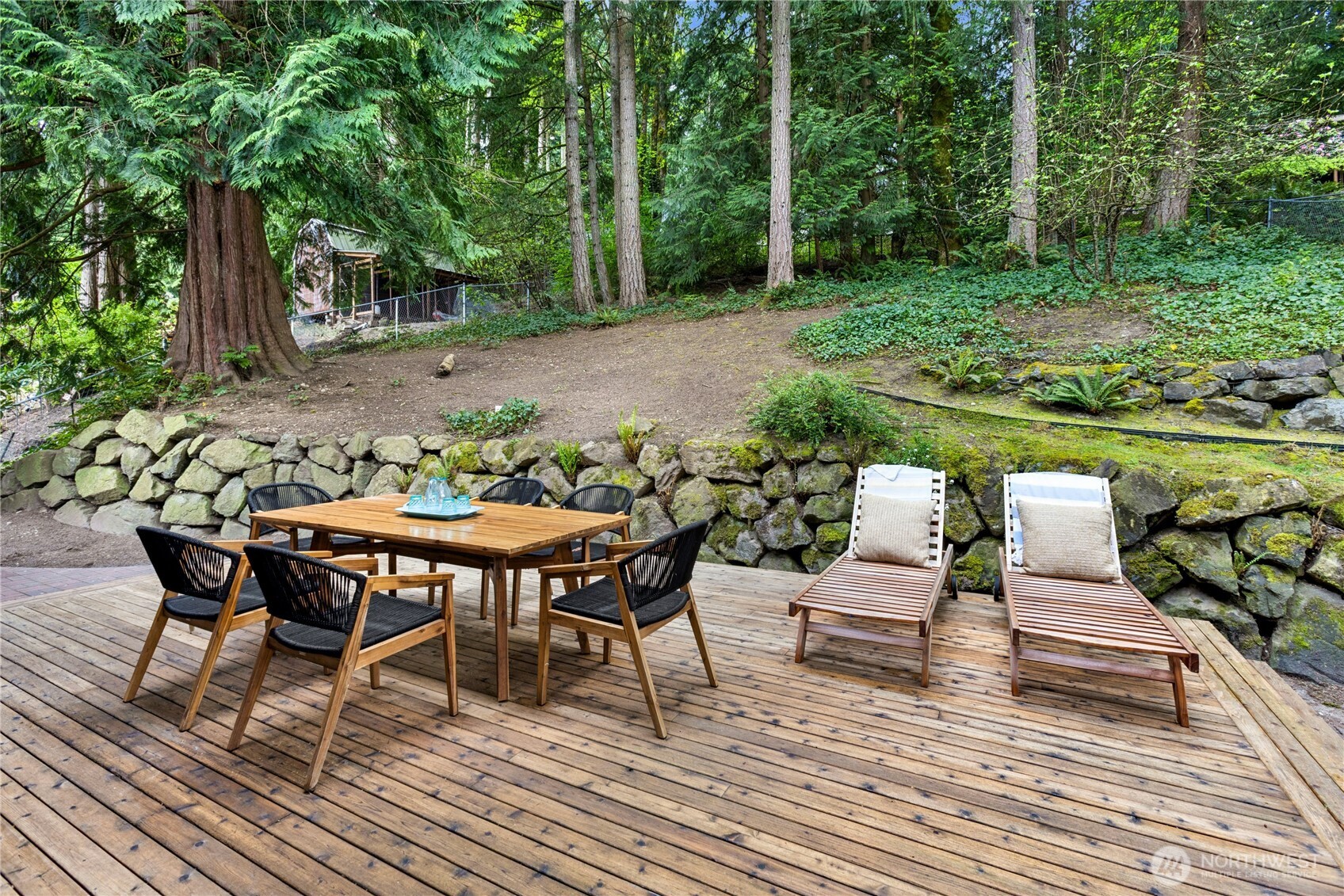 105 Big Bear Place NW, Issaquah, WA 98027