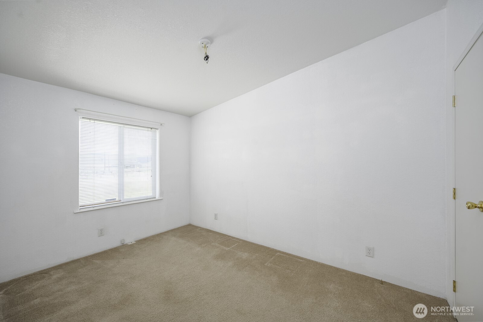 10035 Fordair Road NE, Coulee City, WA 99115