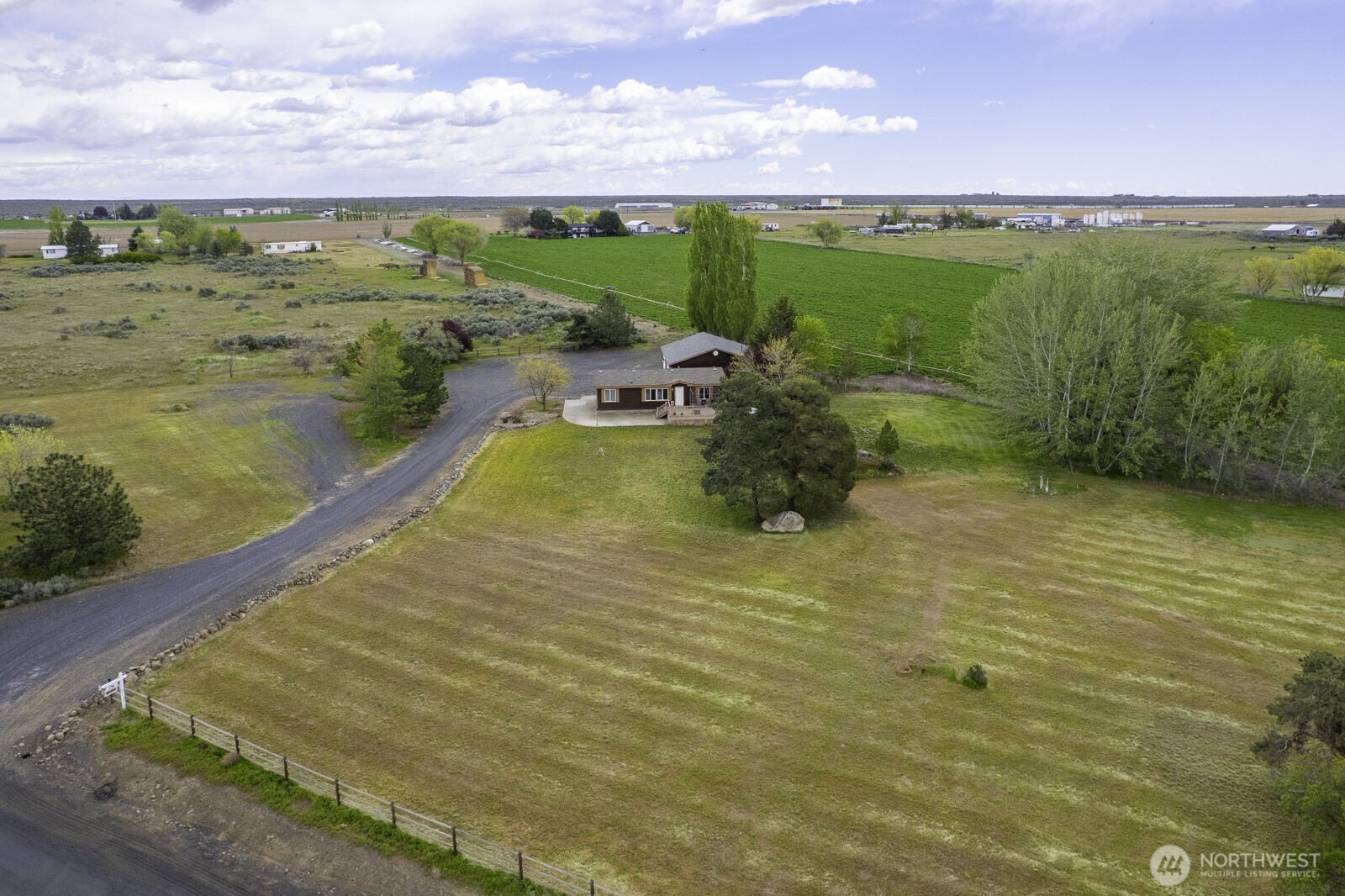 10035 Fordair Road NE, Coulee City, WA 99115