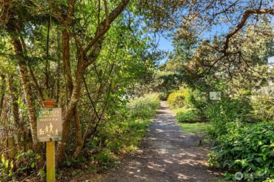 172 Grow Avenue NW, Bainbridge Island, WA 98110 - Photo 20