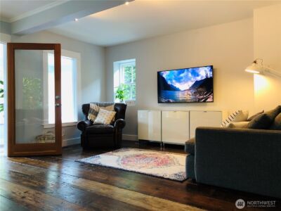 172 Grow Avenue NW, Bainbridge Island, WA 98110 - Photo 4