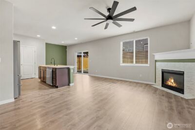 8602 55th Place NE, Marysville, WA 98270 - Photo 4