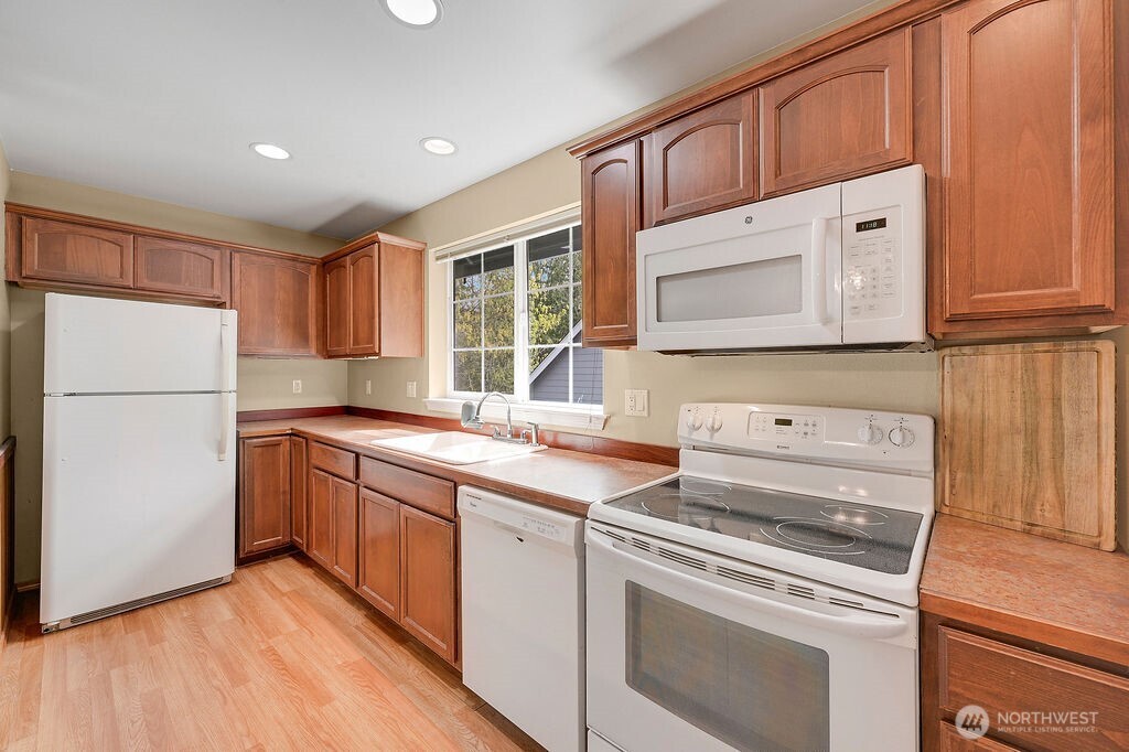 50 Rainier Lane , Port Ludlow, WA 98365
