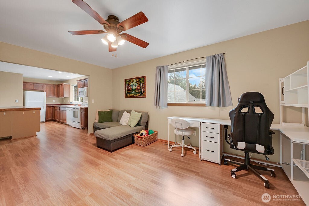 50 Rainier Lane , Port Ludlow, WA 98365